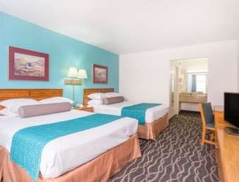 Howard Johnson by Wyndham Commerce GA