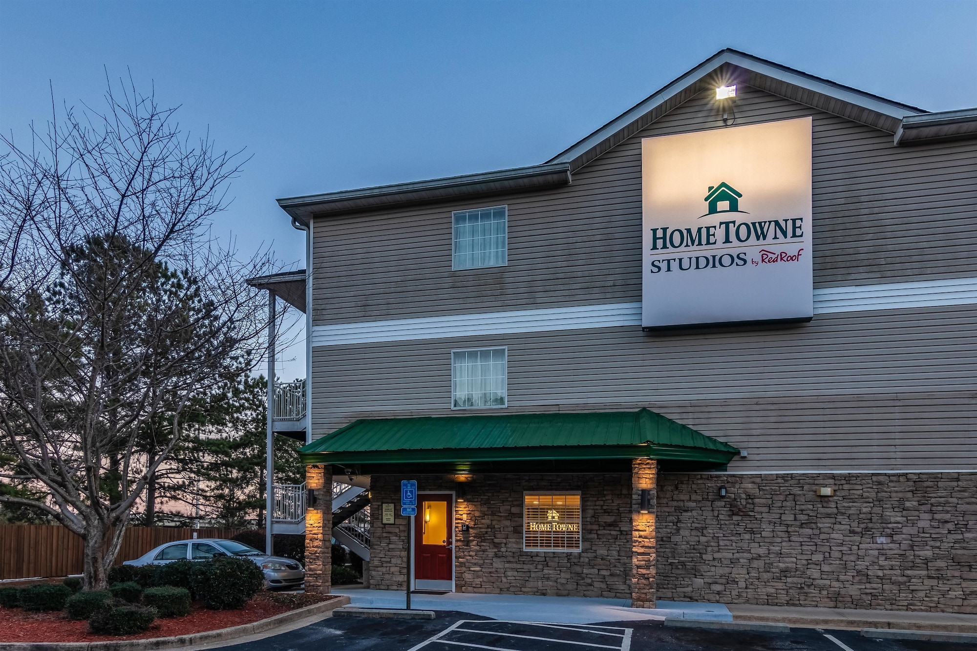 HomeTowne Studios Covington, GA