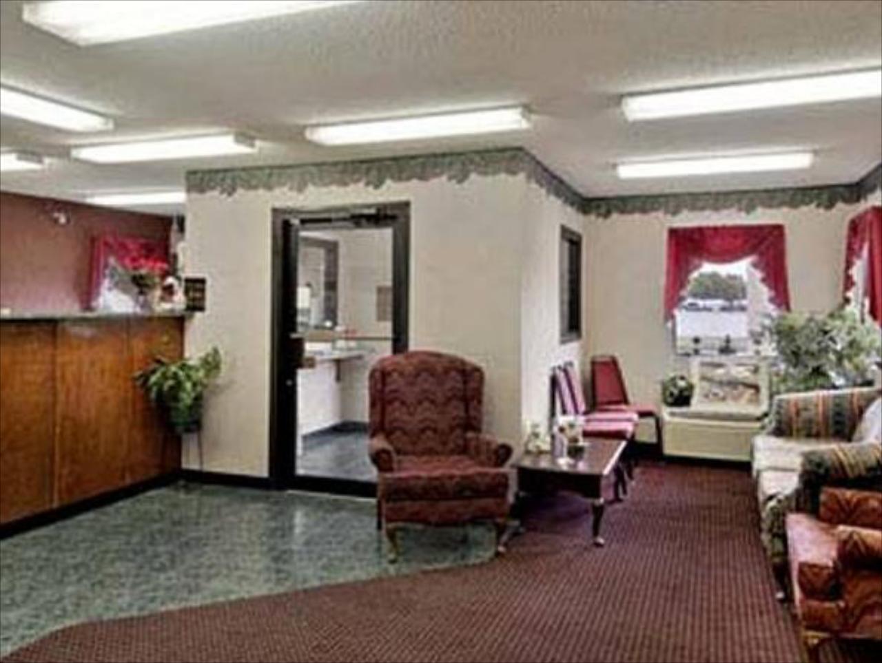 Rodeway Inn East Dublin