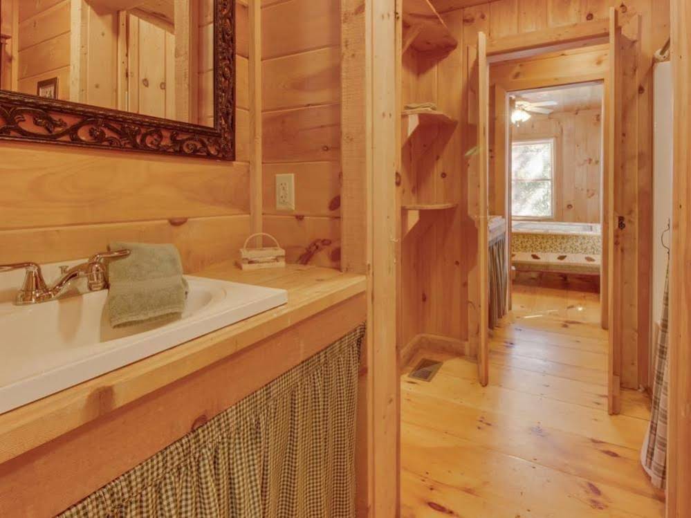 Cherokee Point Cabin