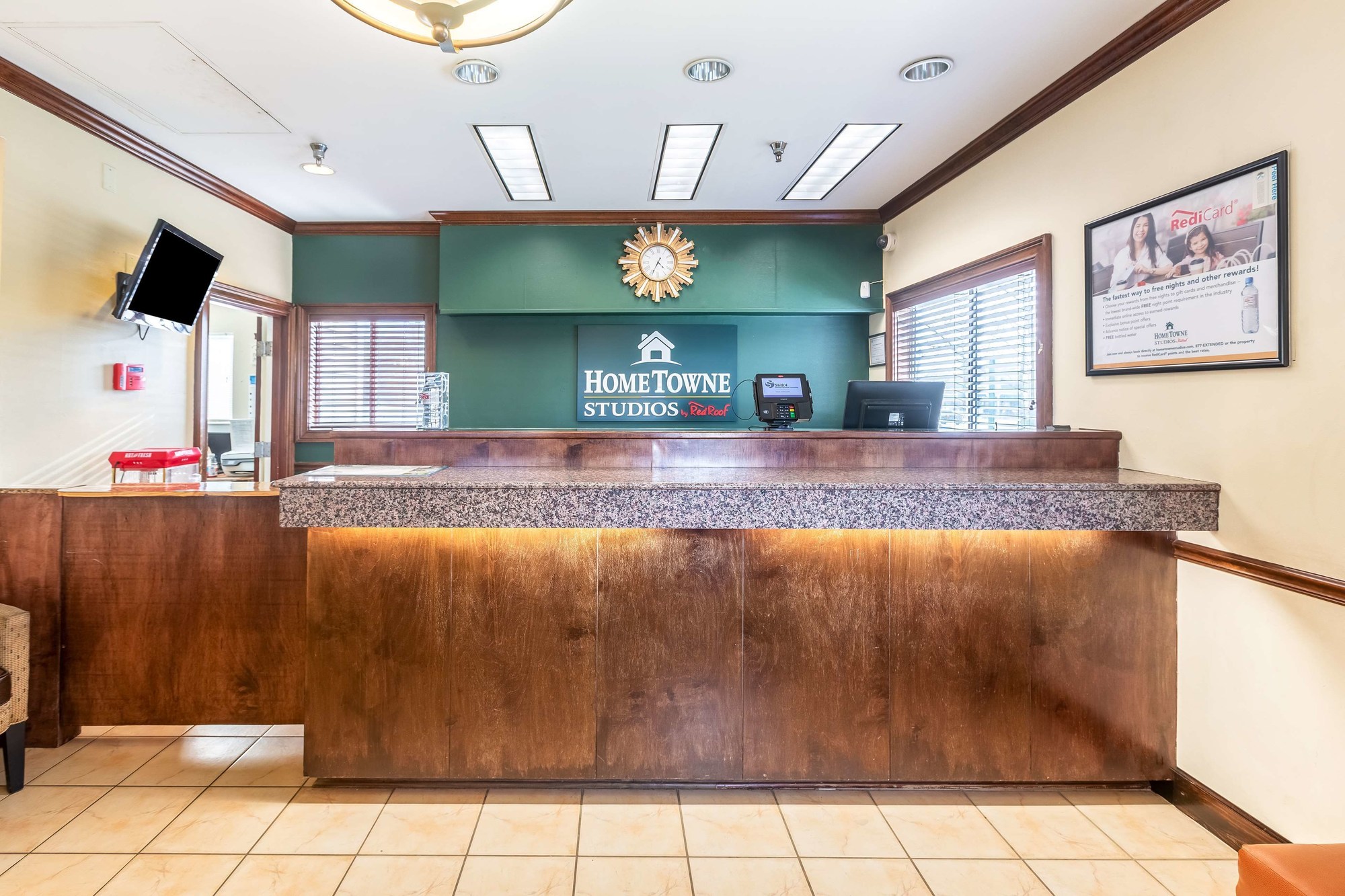 HomeTowne Studios Gainesville, GA