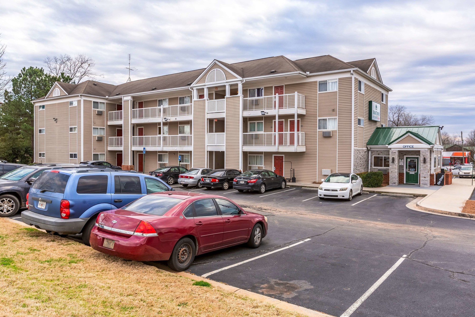 HomeTowne Studios Gainesville, GA