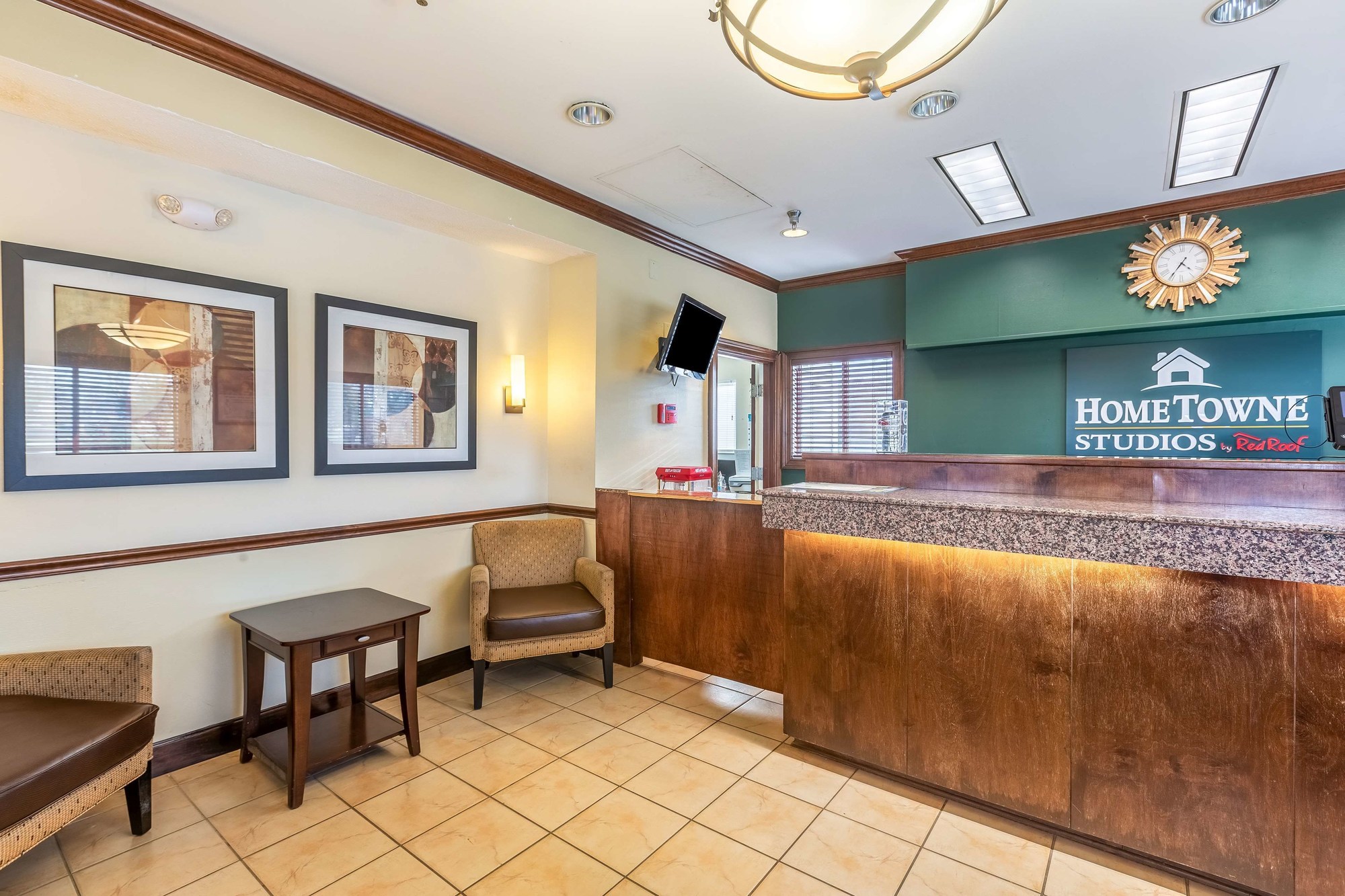 HomeTowne Studios Gainesville, GA