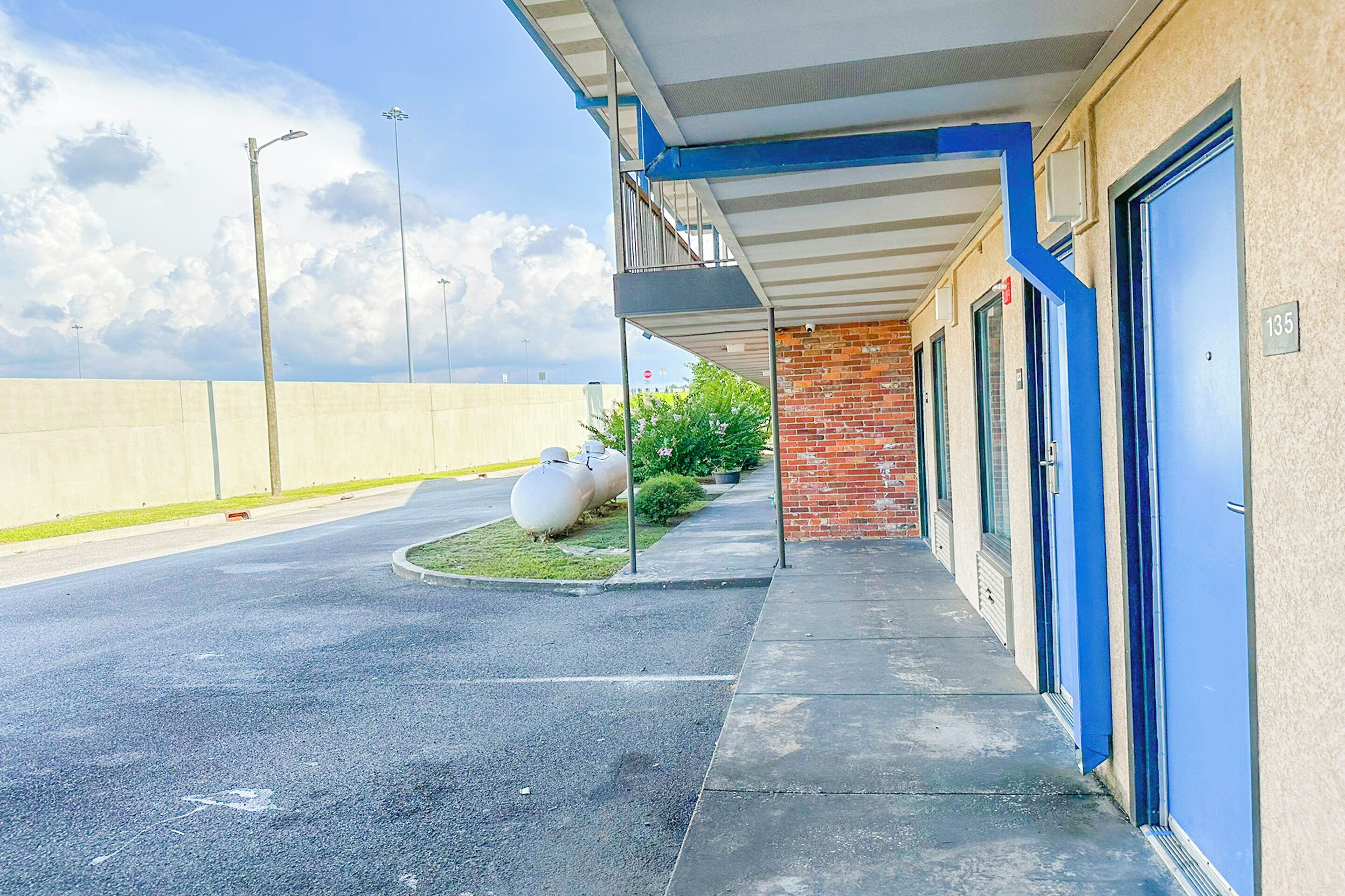 Hahira Inn By OYO near Valdosta