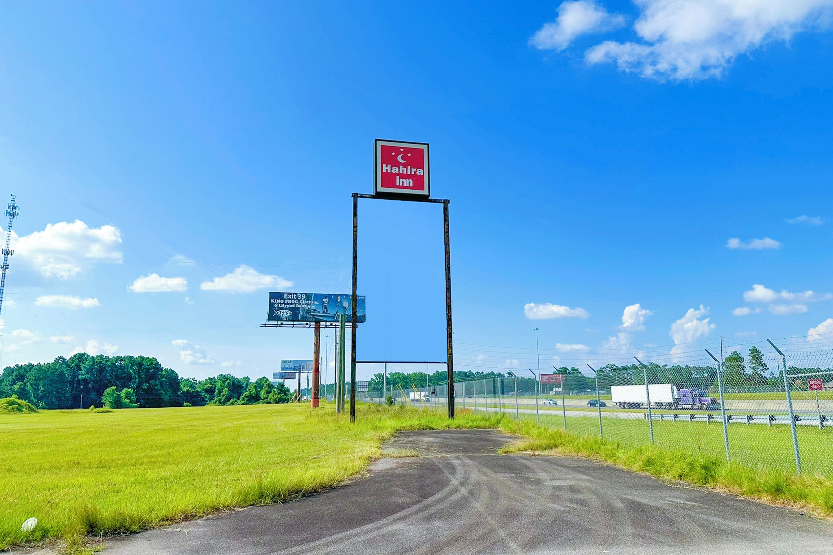 Hahira Inn By OYO near Valdosta