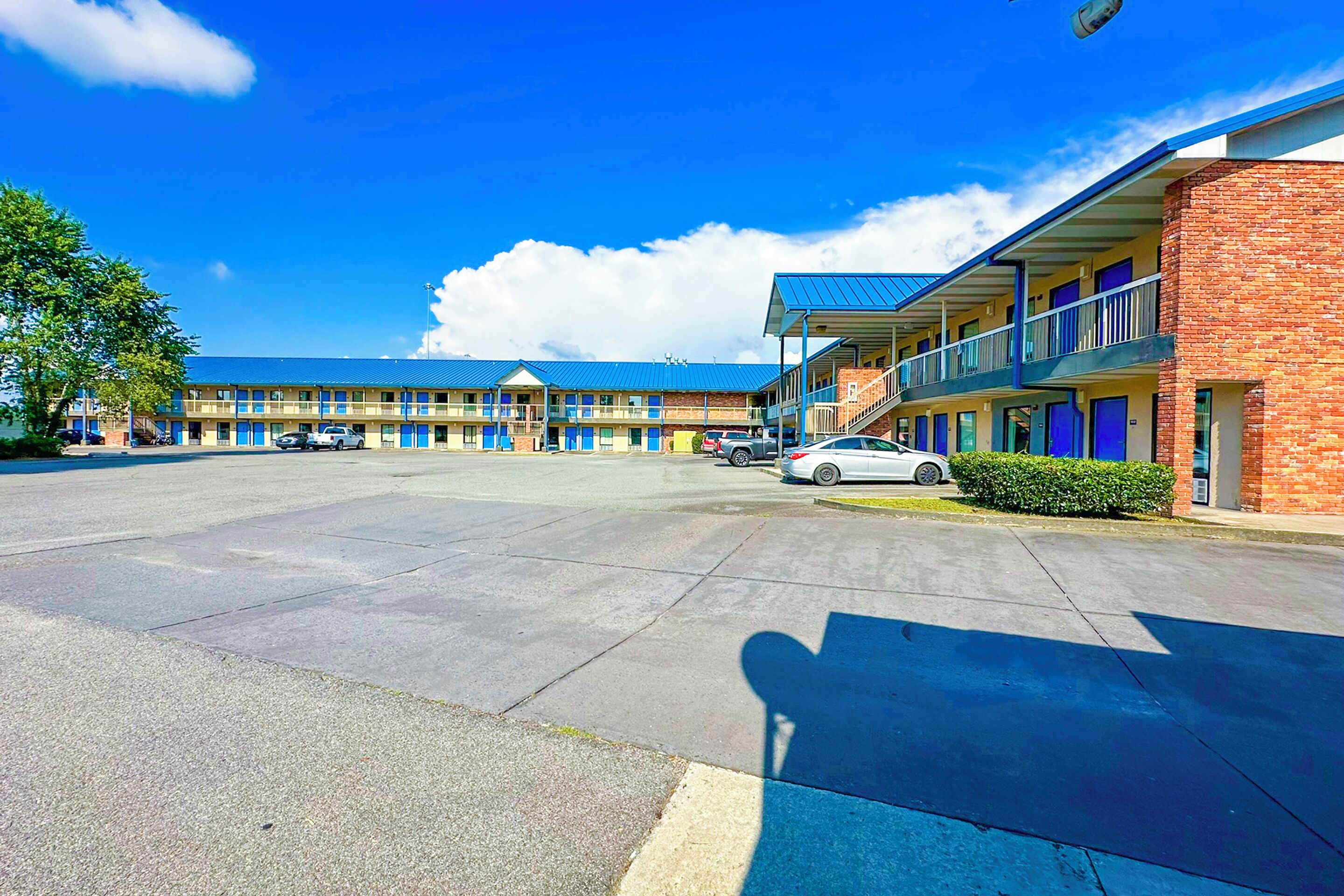 Hahira Inn By OYO near Valdosta