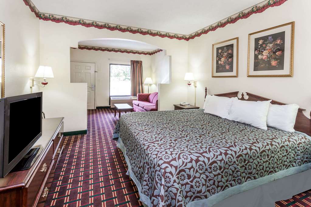 Days Inn by Wyndham Jackson