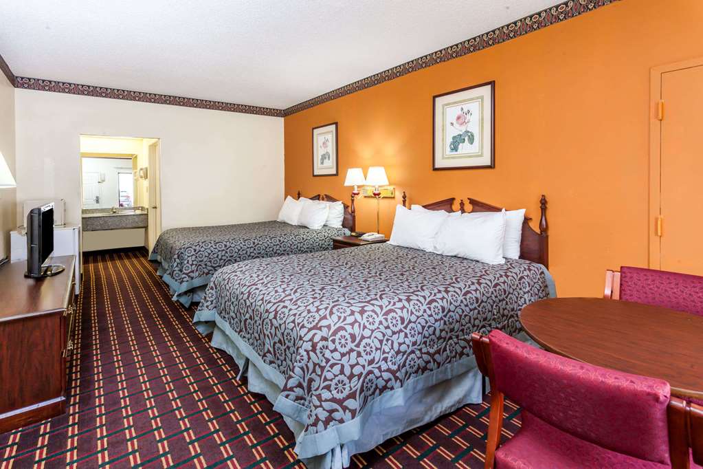 Days Inn by Wyndham Jackson