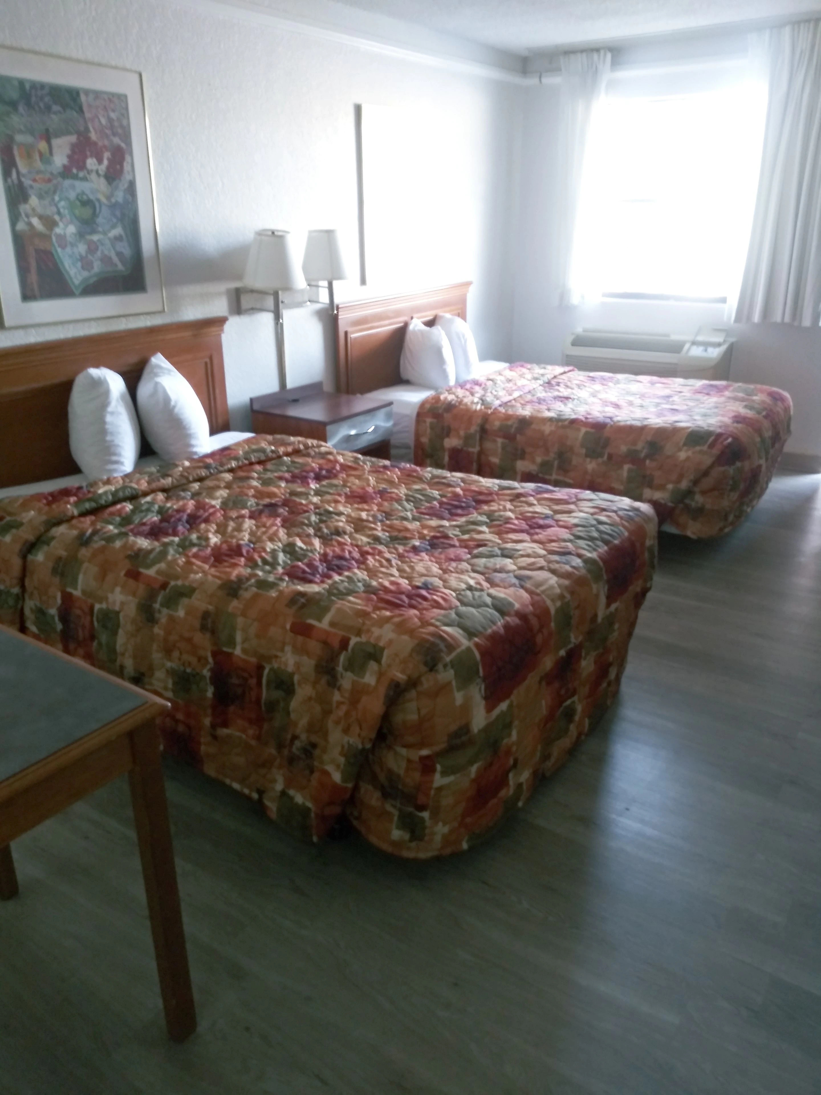 Horizon Inn & Suites