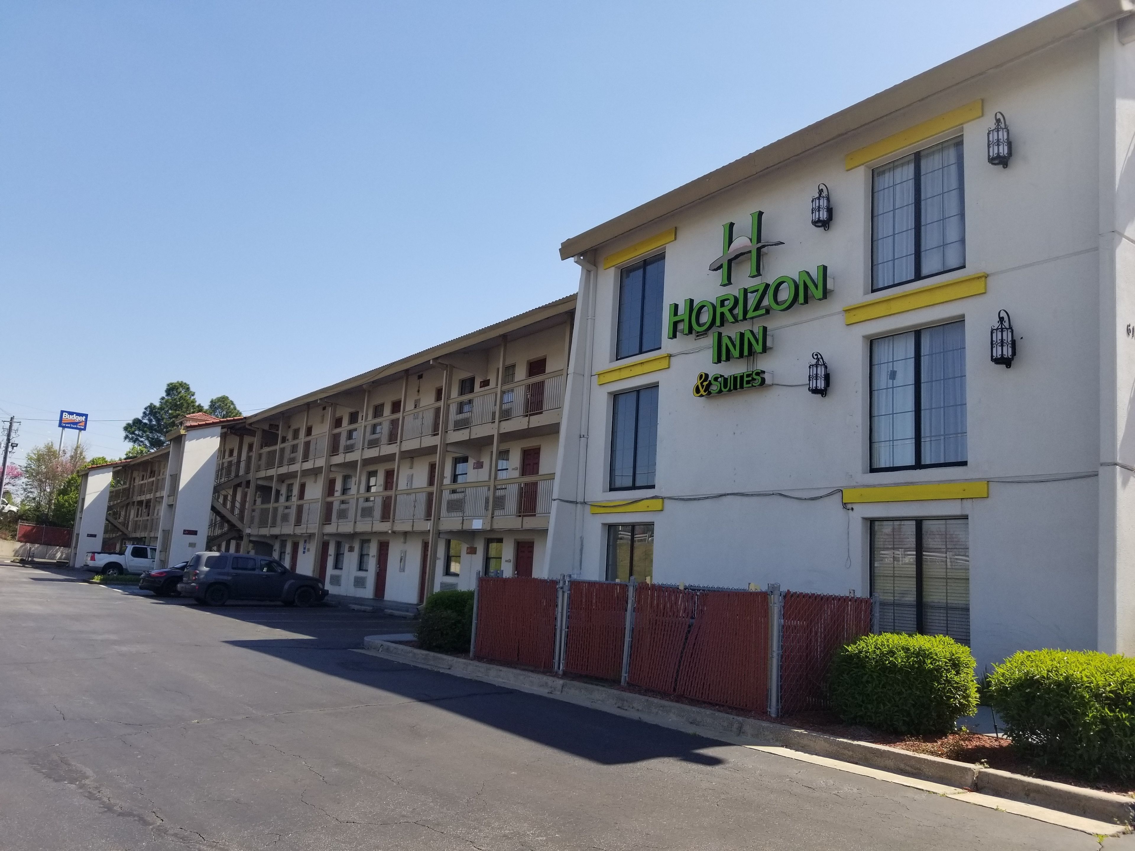 Horizon Inn & Suites