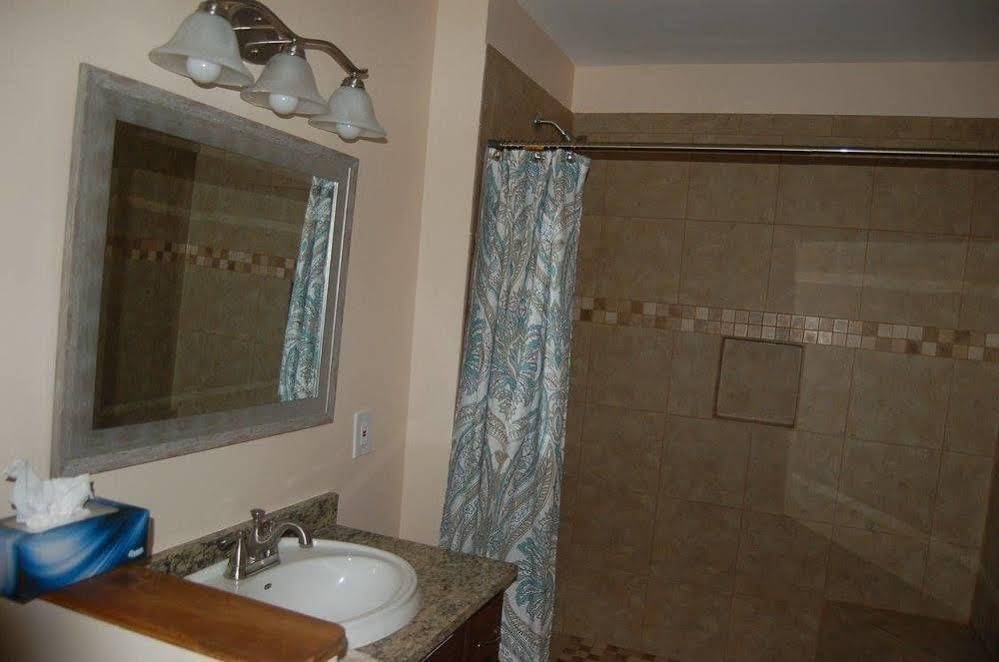 Serenity Pointe Bed and Breakfast