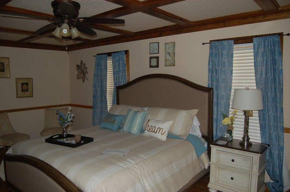 Serenity Pointe Bed and Breakfast