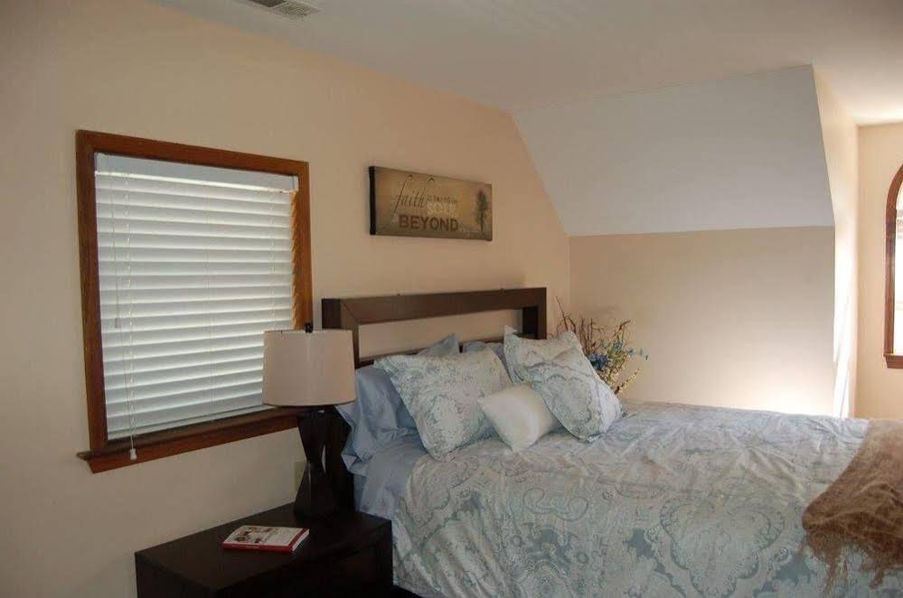 Serenity Pointe Bed and Breakfast