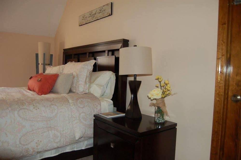 Serenity Pointe Bed and Breakfast