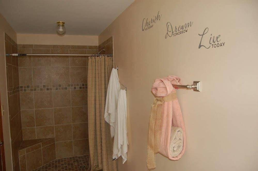 Serenity Pointe Bed and Breakfast