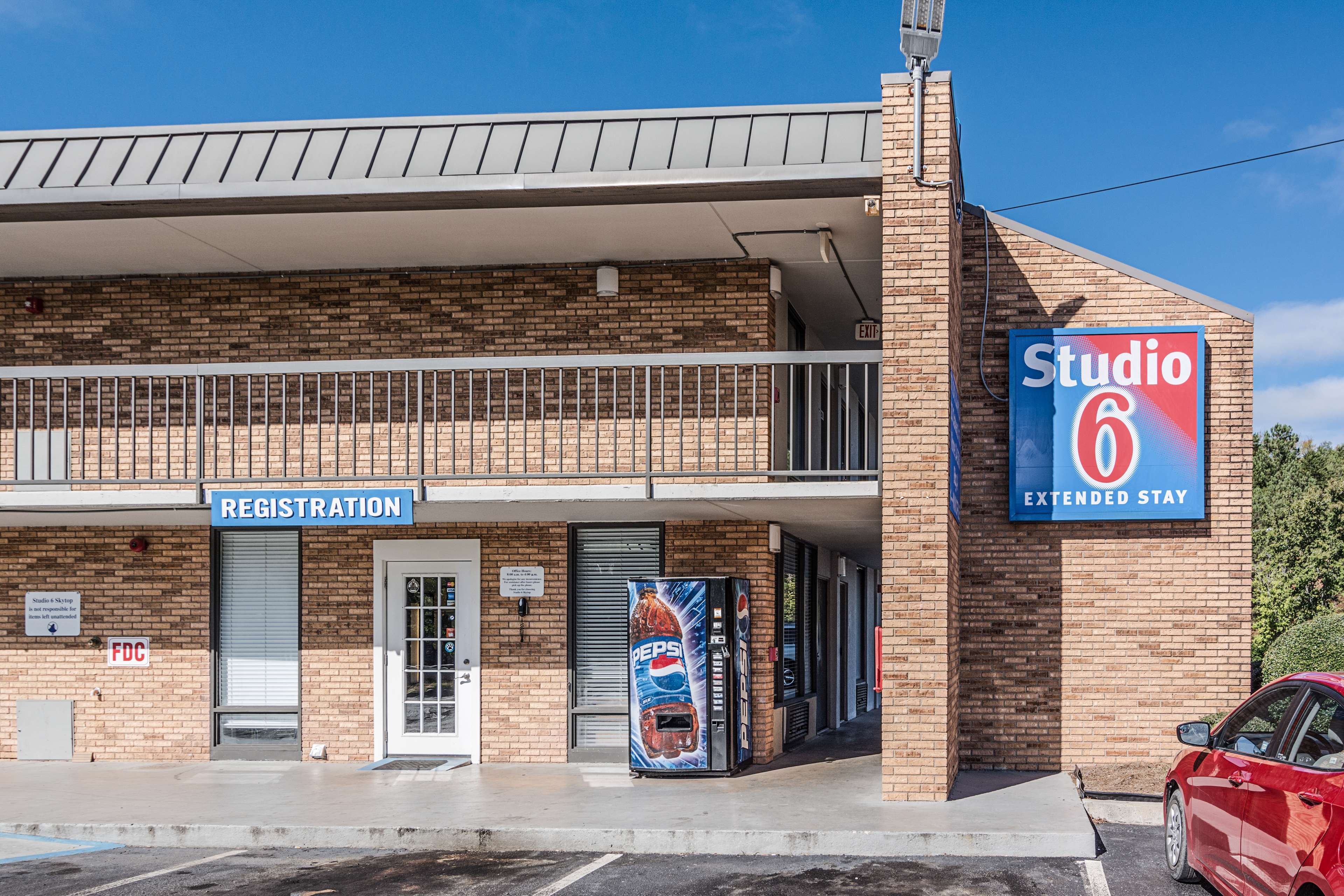 Studio 6 Skytop Rome