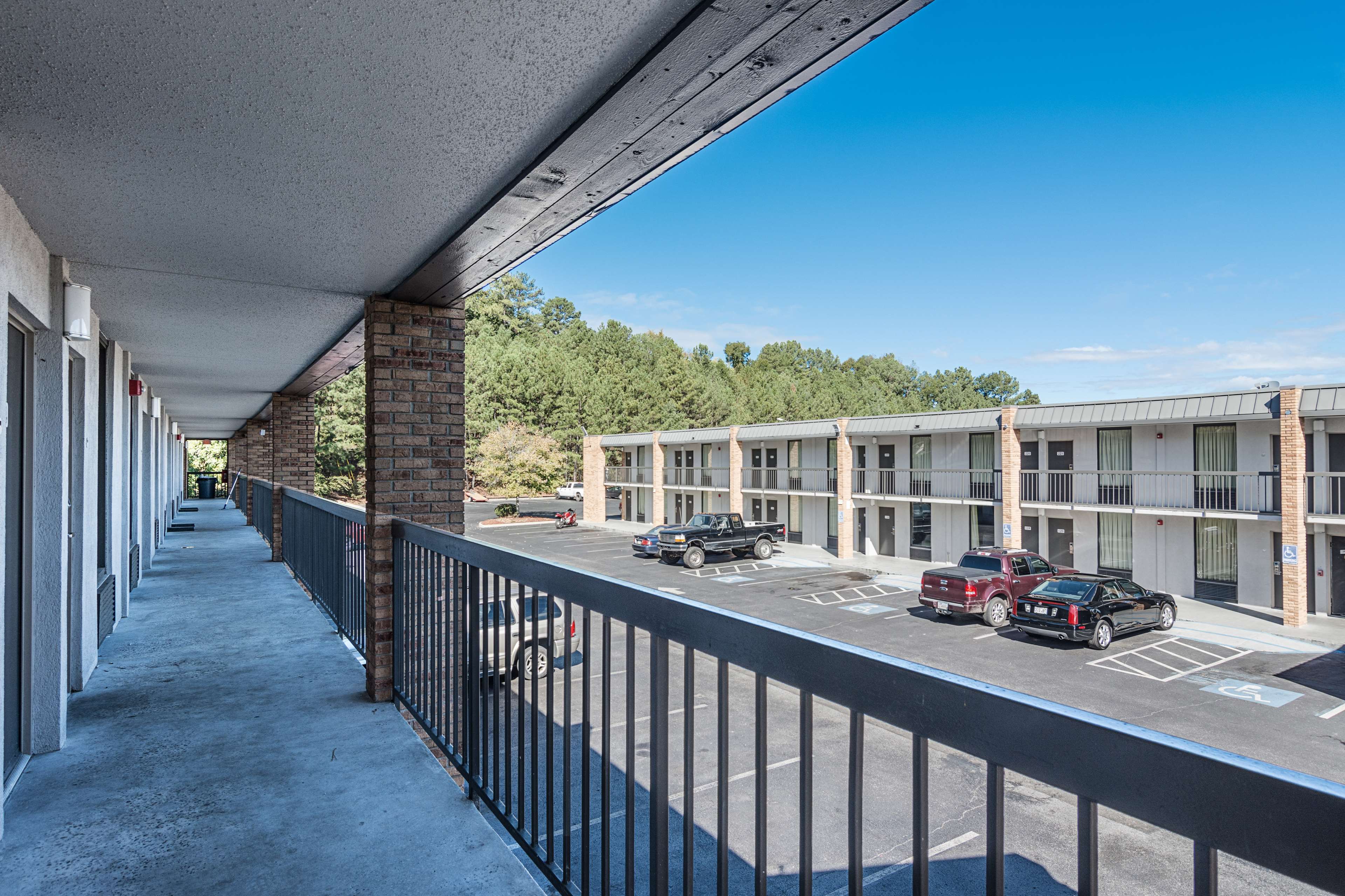 Studio 6 Skytop Rome