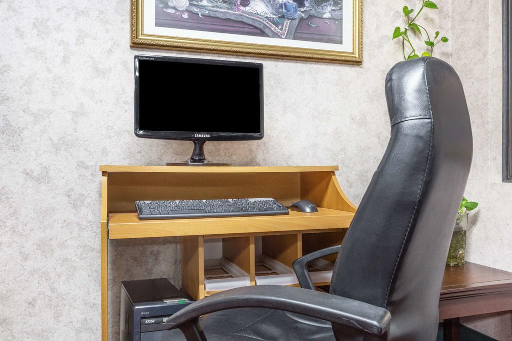 Days Inn by Wyndham Royston