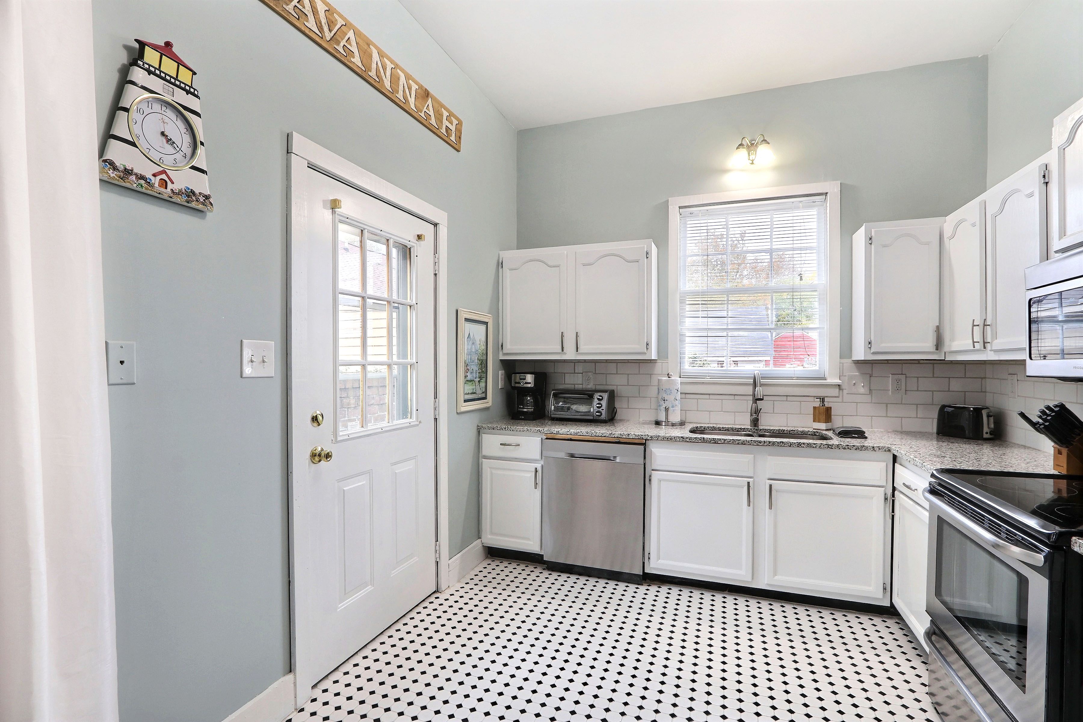 Gallery Stays - Pop Collection