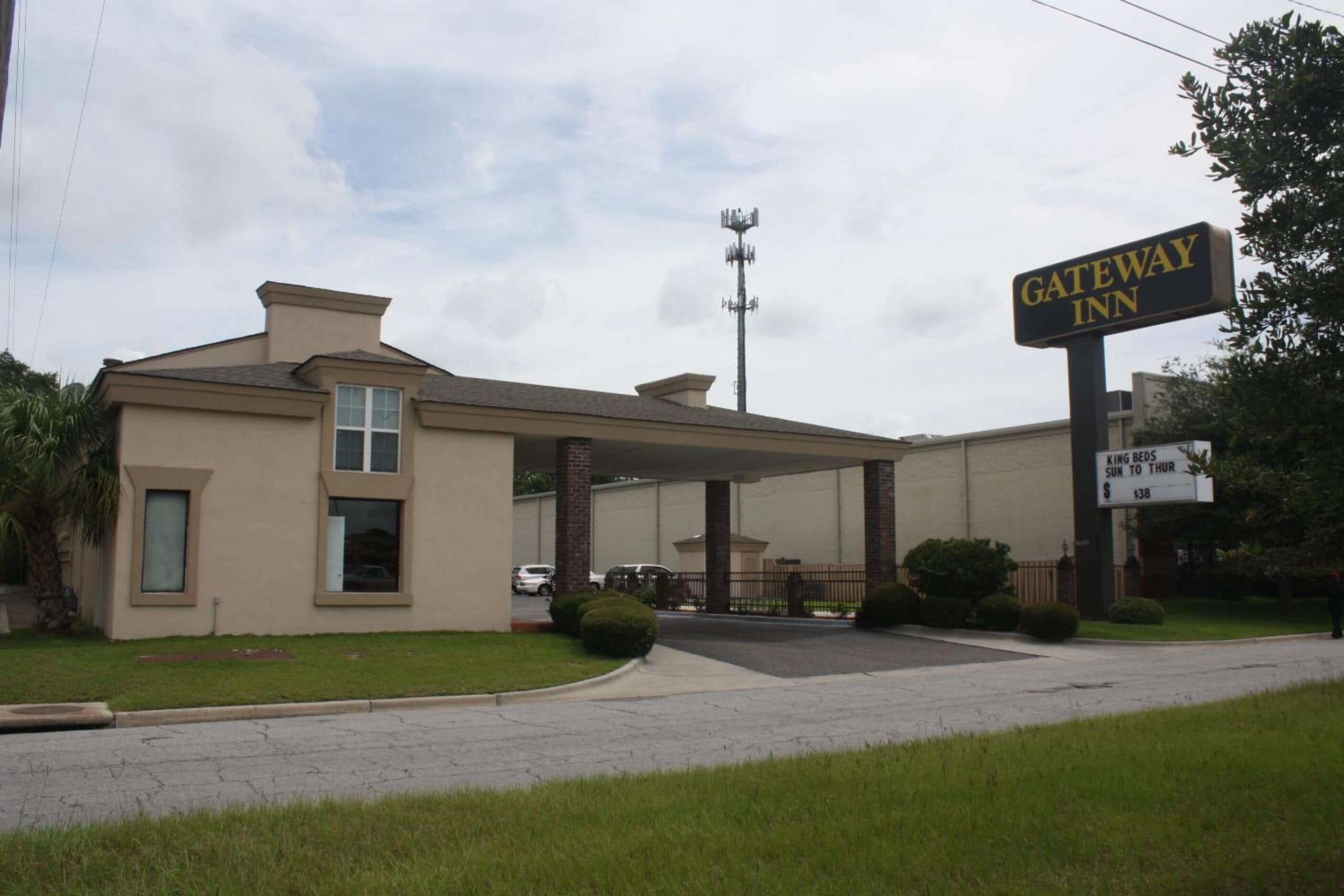 Gateway Inn-Savannah