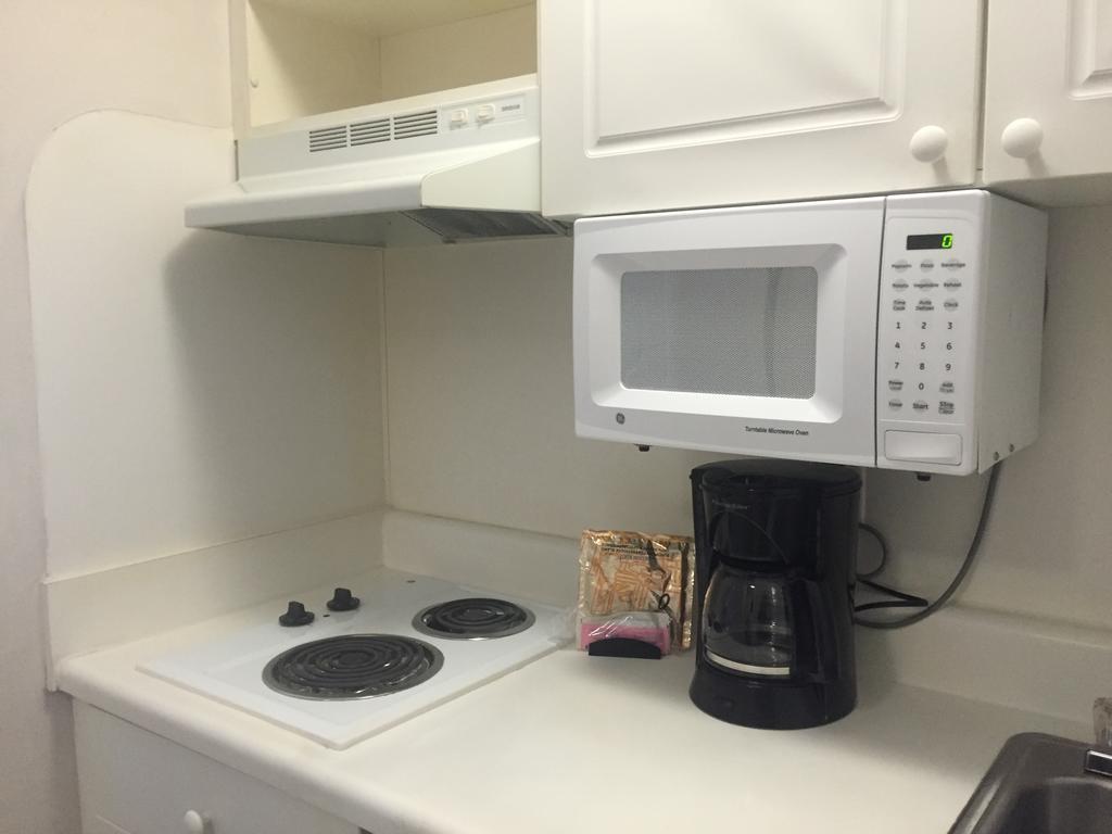 Studio 6 Savannah, GA