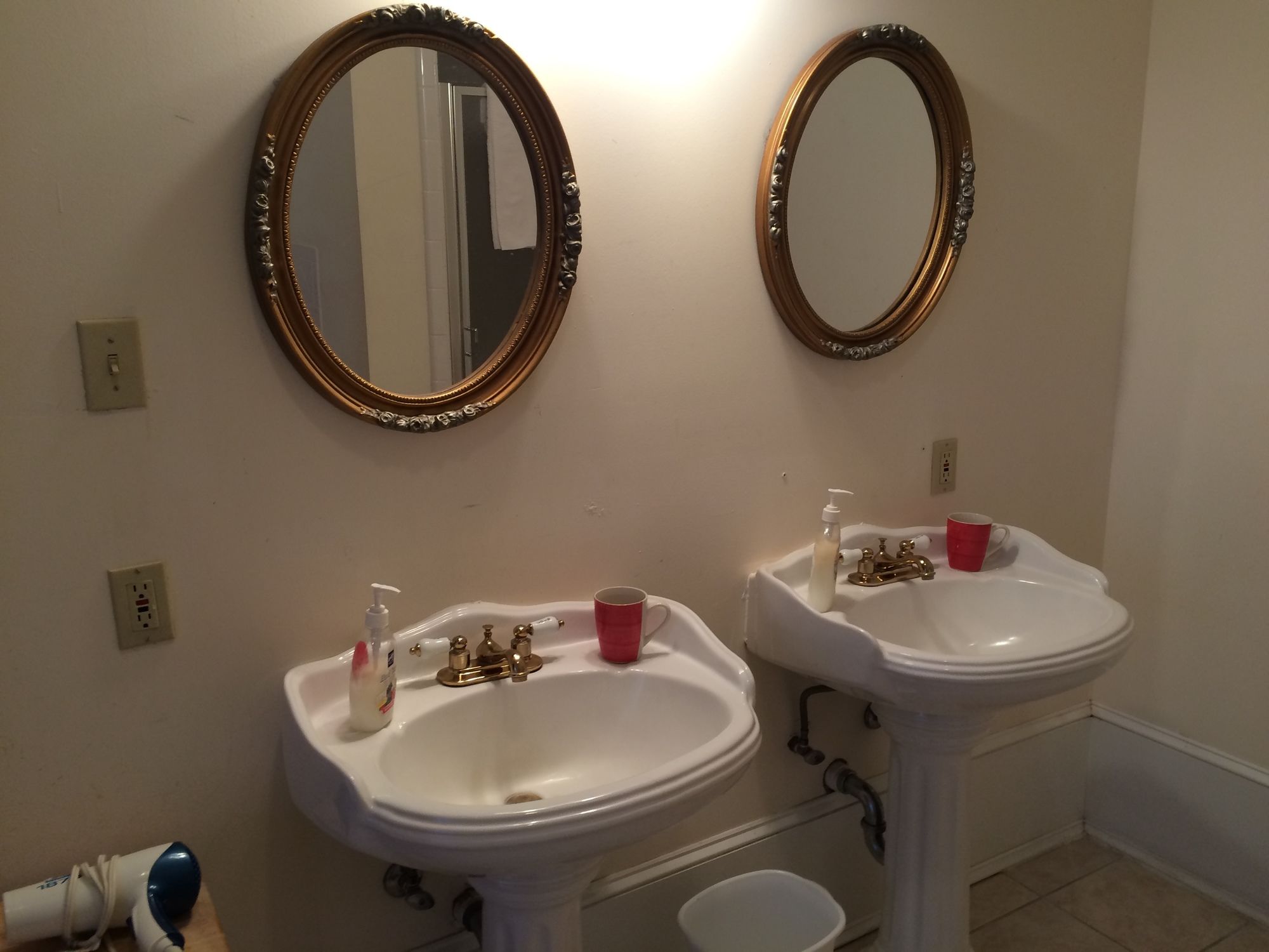 The Confederate House