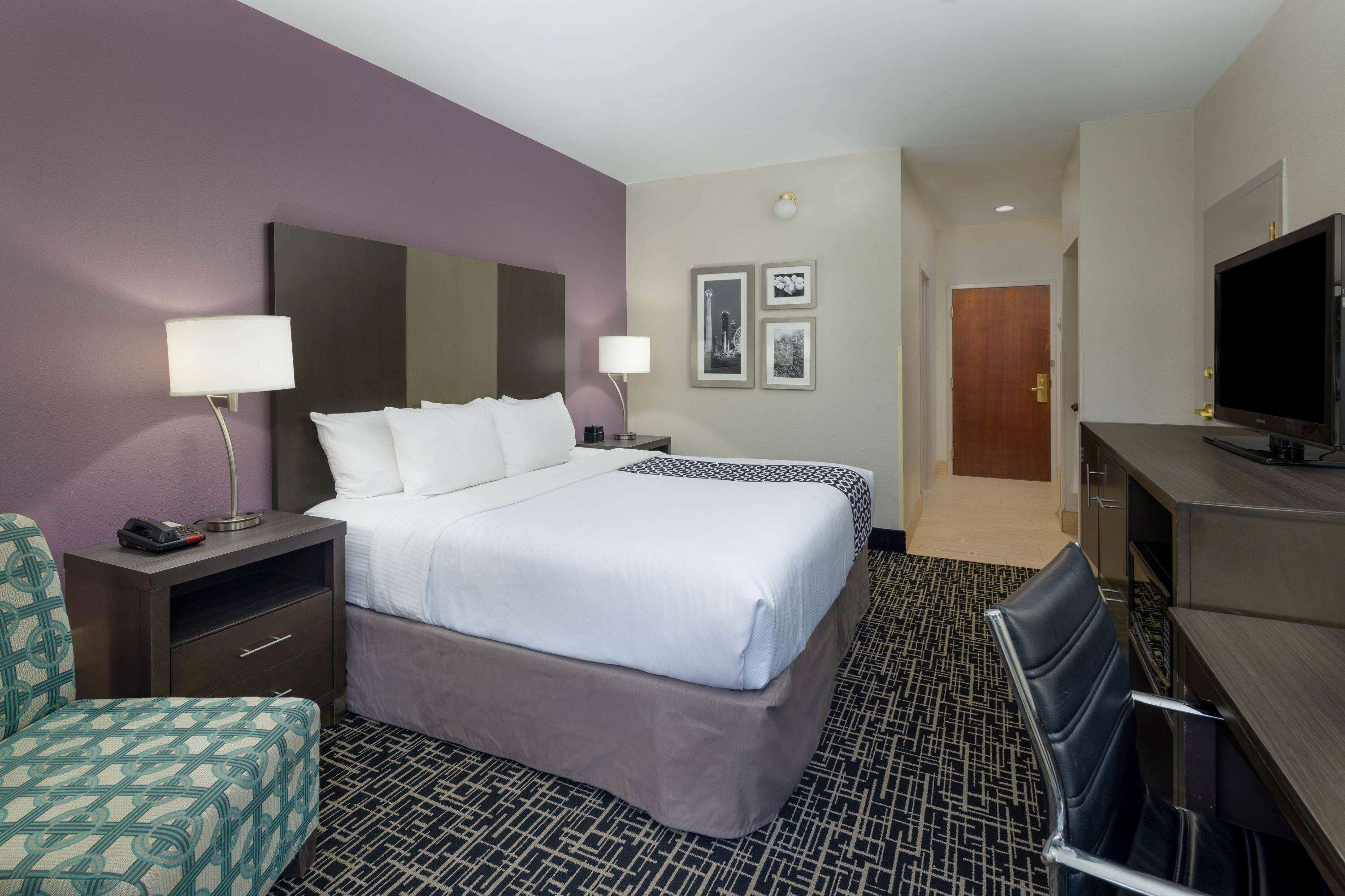 La Quinta Inn & Suites by Wyndham Snellville - Stone Mountain