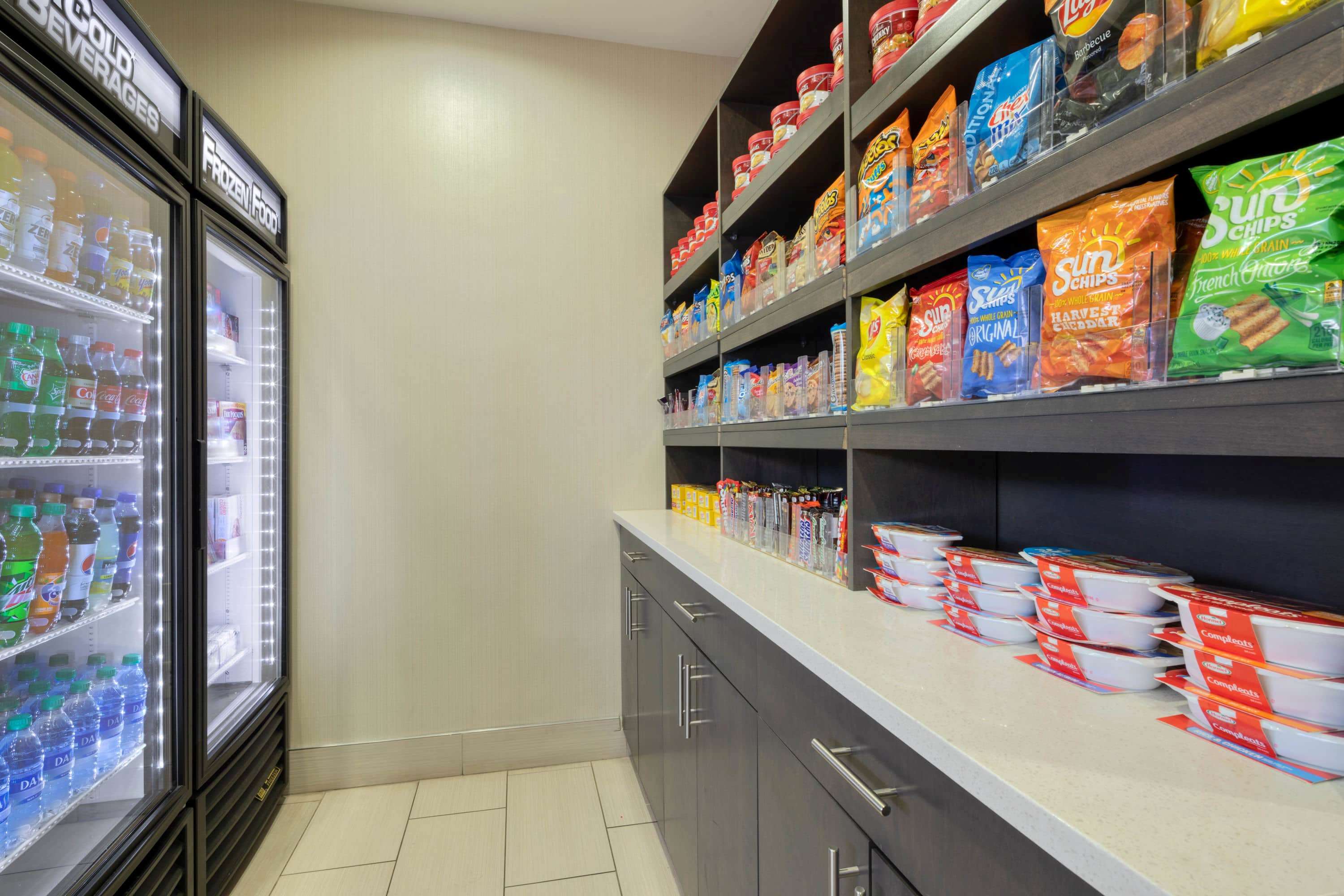 La Quinta Inn & Suites by Wyndham Snellville - Stone Mountain