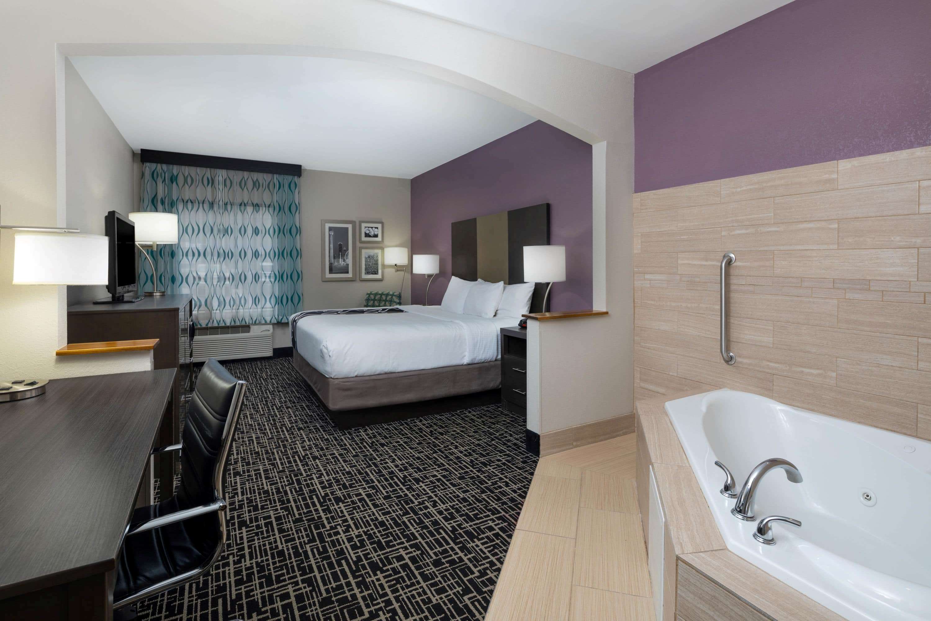 La Quinta Inn & Suites by Wyndham Snellville - Stone Mountain