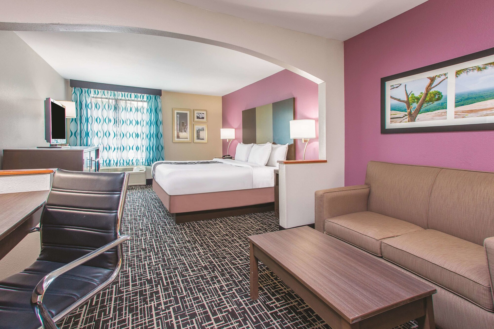 La Quinta Inn & Suites by Wyndham Snellville - Stone Mountain