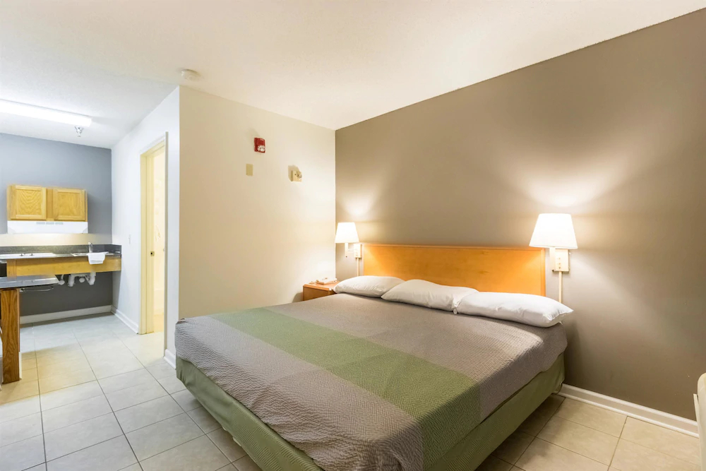 Studio 6 Statesboro Ga