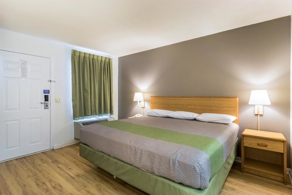 Studio 6 Statesboro Ga