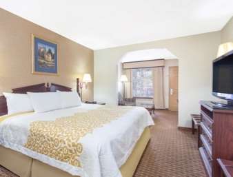 Days Inn by Wyndham Thomaston