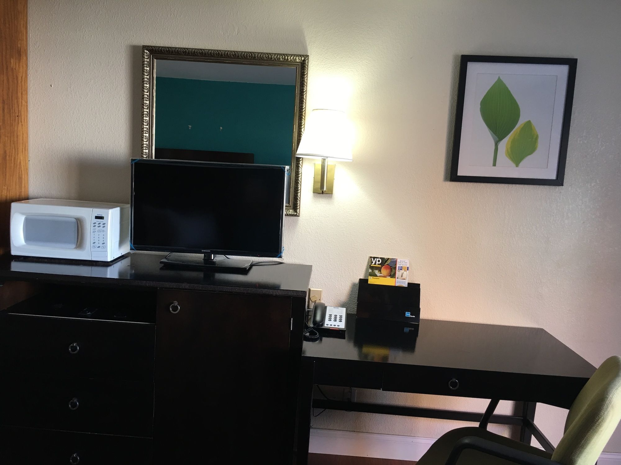 Days Inn by Wyndham Thomson