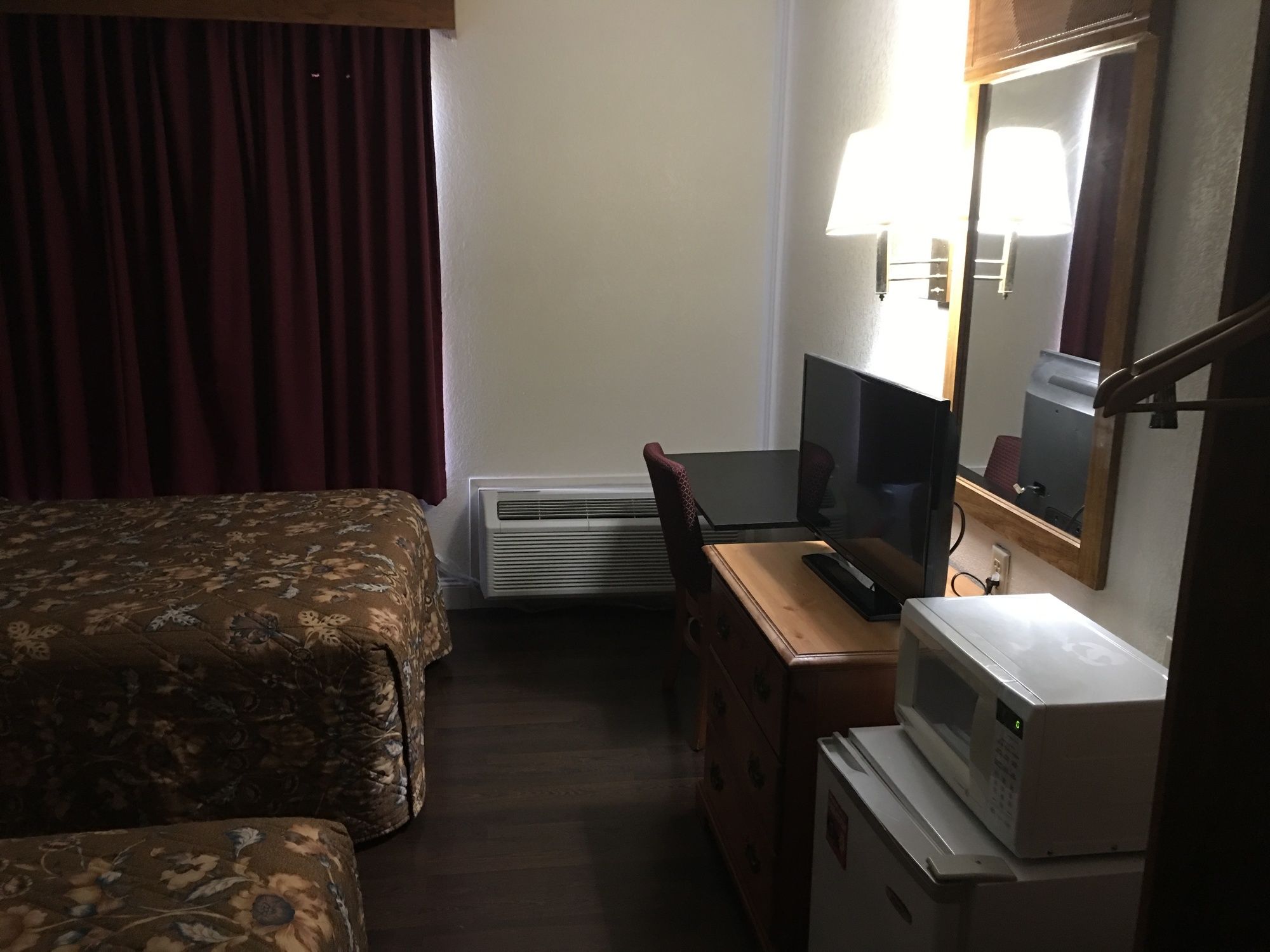 Days Inn by Wyndham Thomson