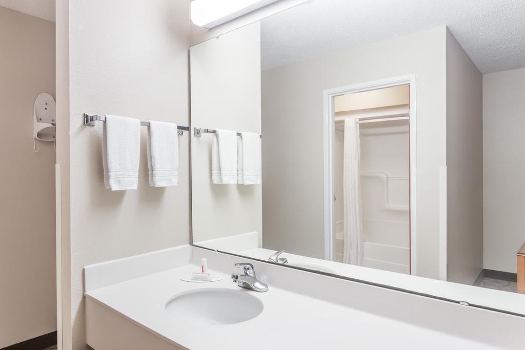 Spark by Hilton Tifton