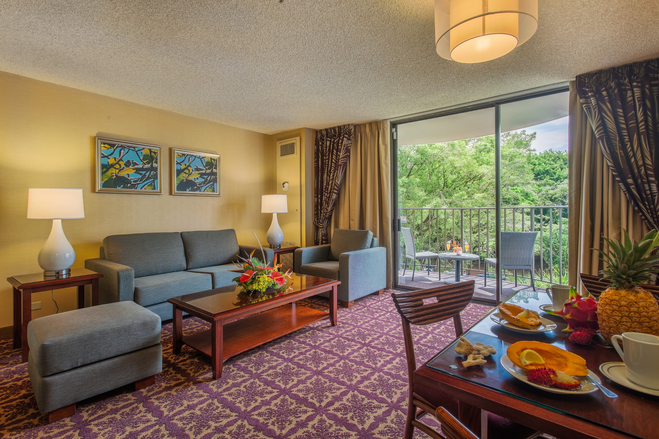 Hilo Hawaiian Hotel, Trademark Collection by Wyndham