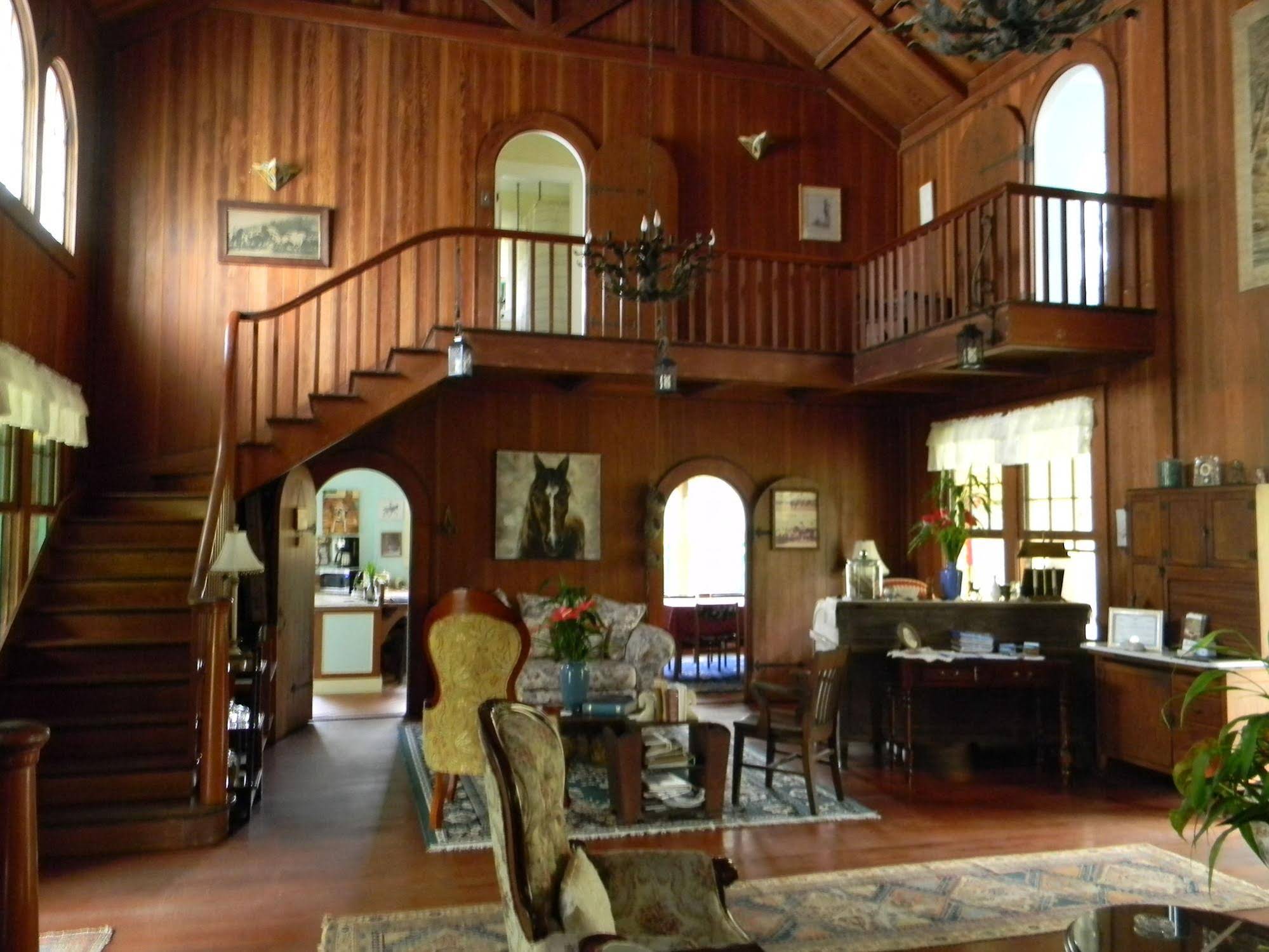 Maureen's Bed and Breakfast