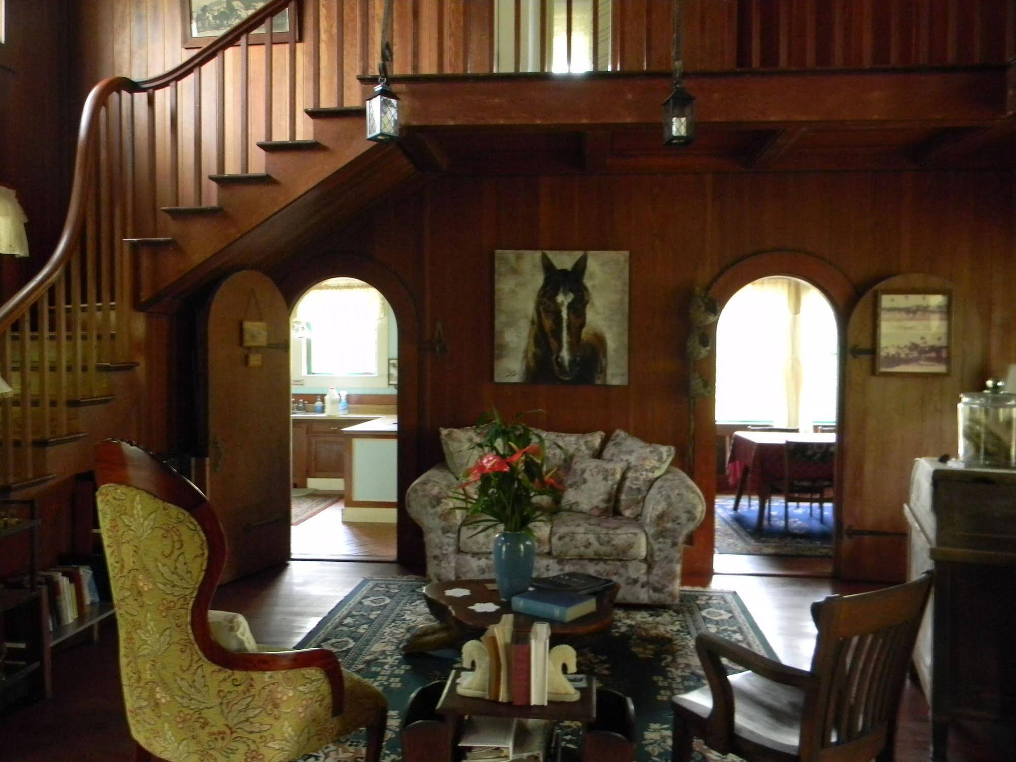 Maureen's Bed and Breakfast