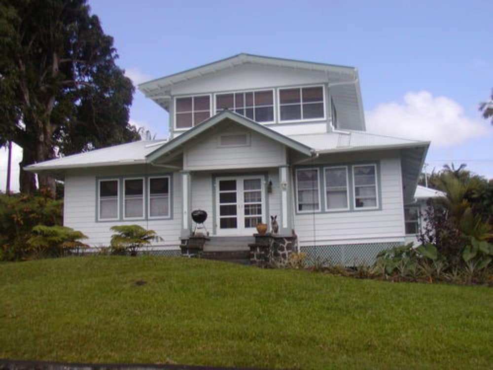 Old Hawaiian B and B