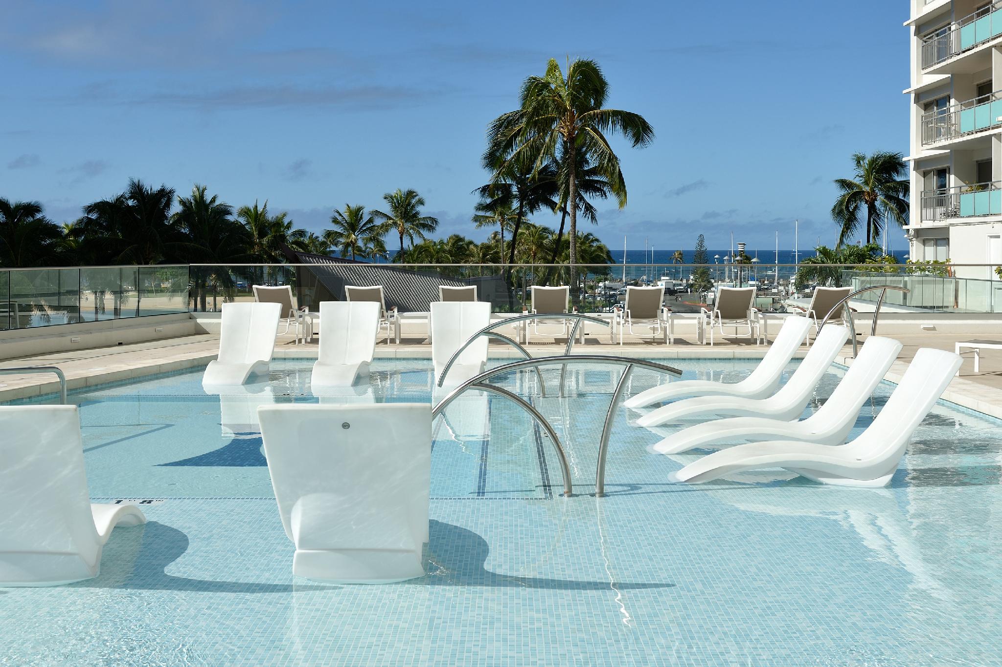 Ilikai Hotel & Luxury Suites by Aqua-Aston Hospitality
