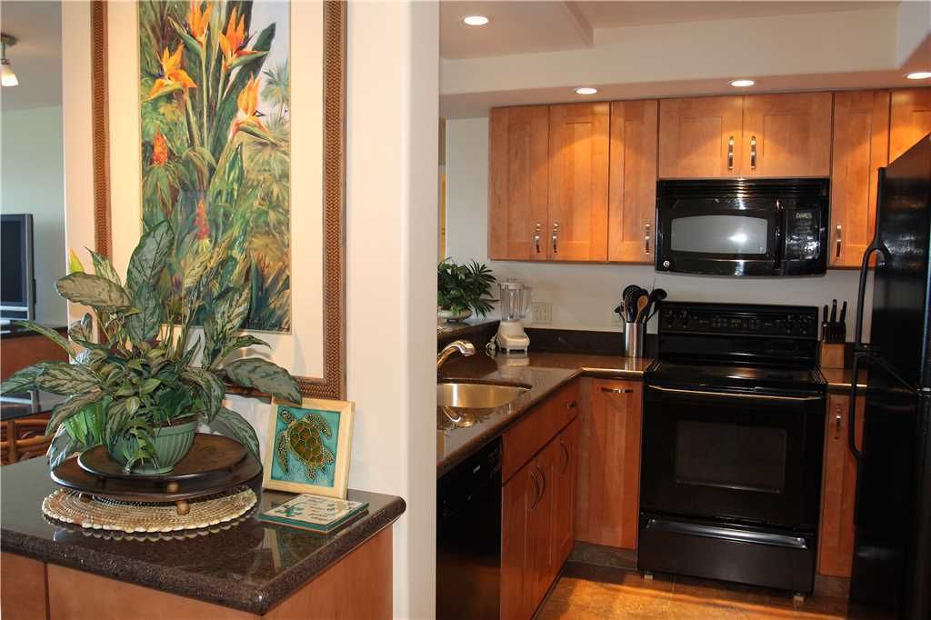 Hololani A by RedAwning