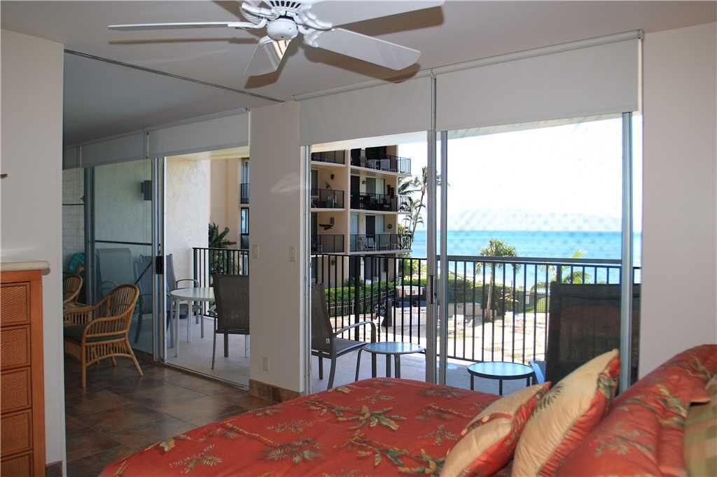 Hololani A by RedAwning