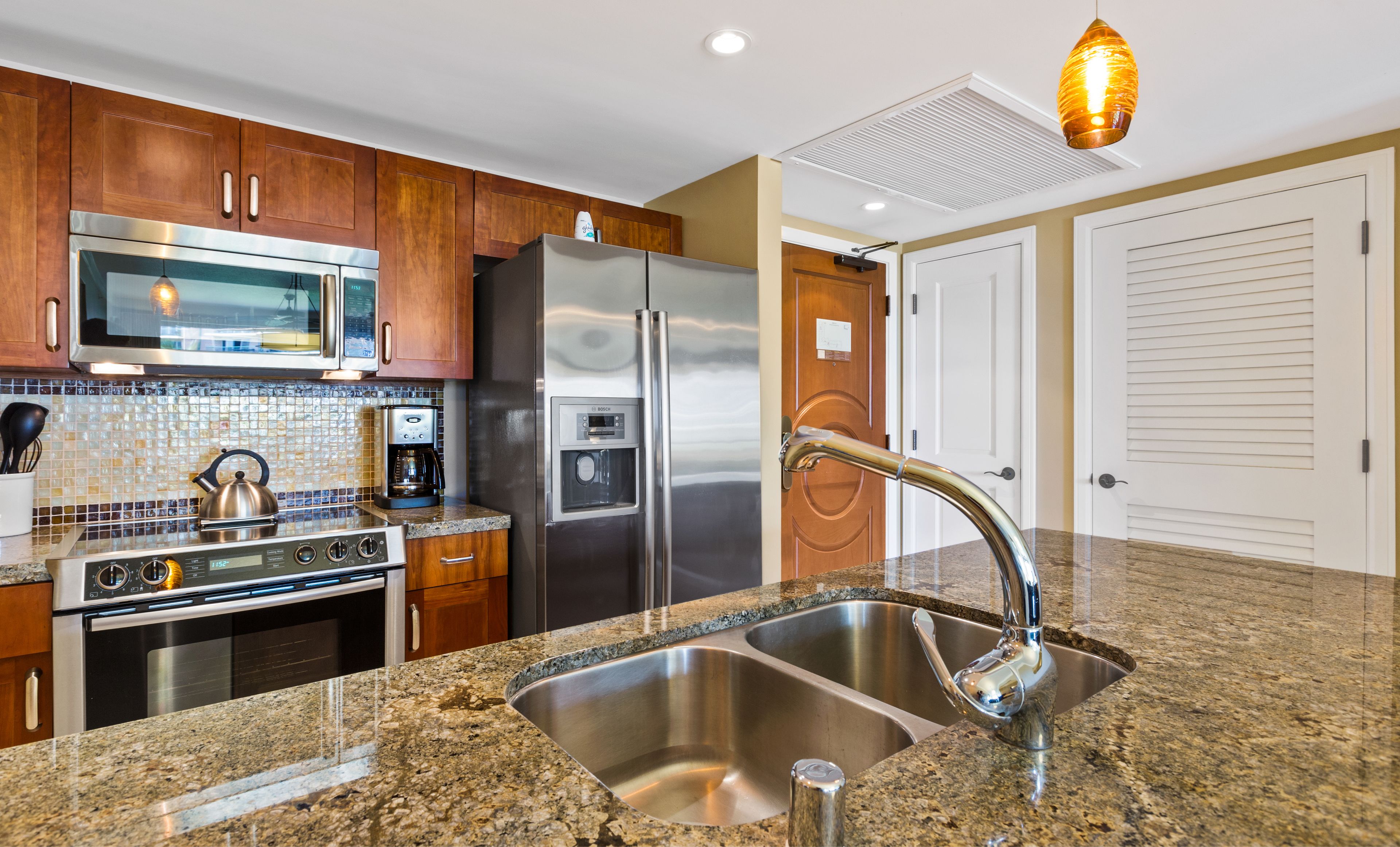 Honua Kai by RedAwning