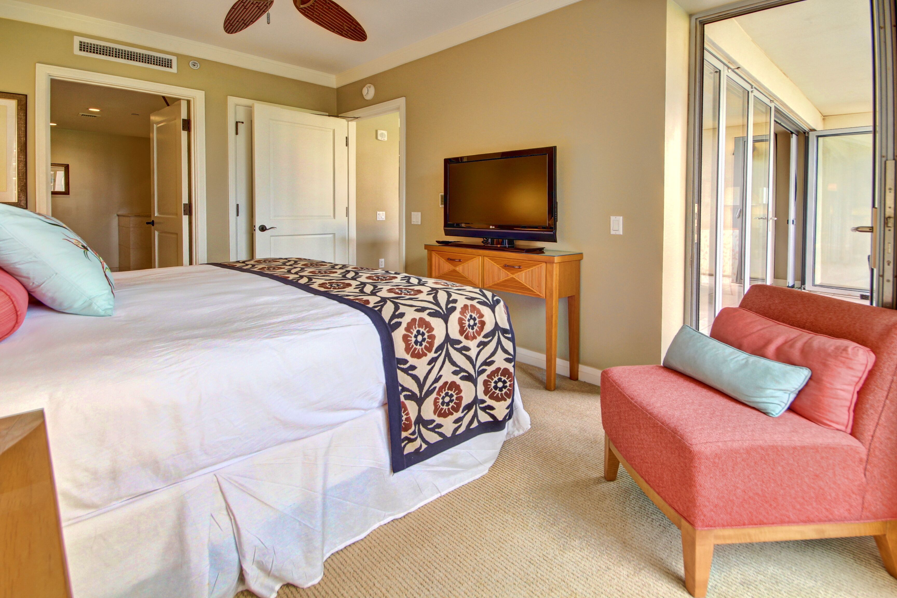 Honua Kai by RedAwning