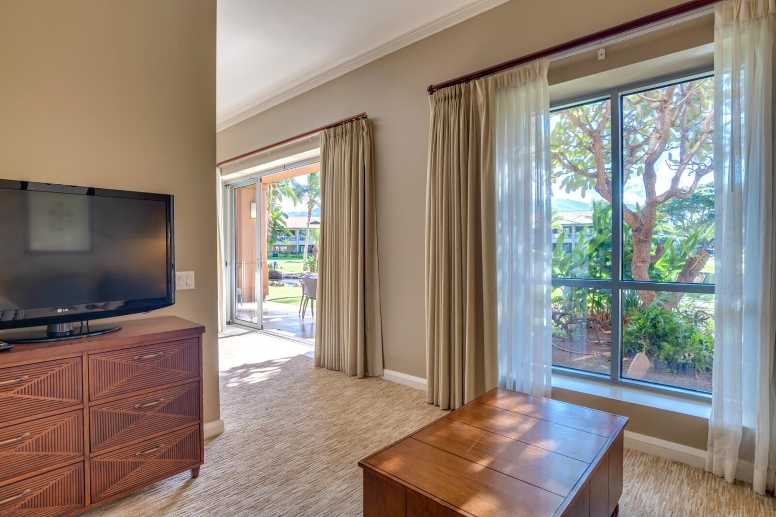 Honua Kai by RedAwning