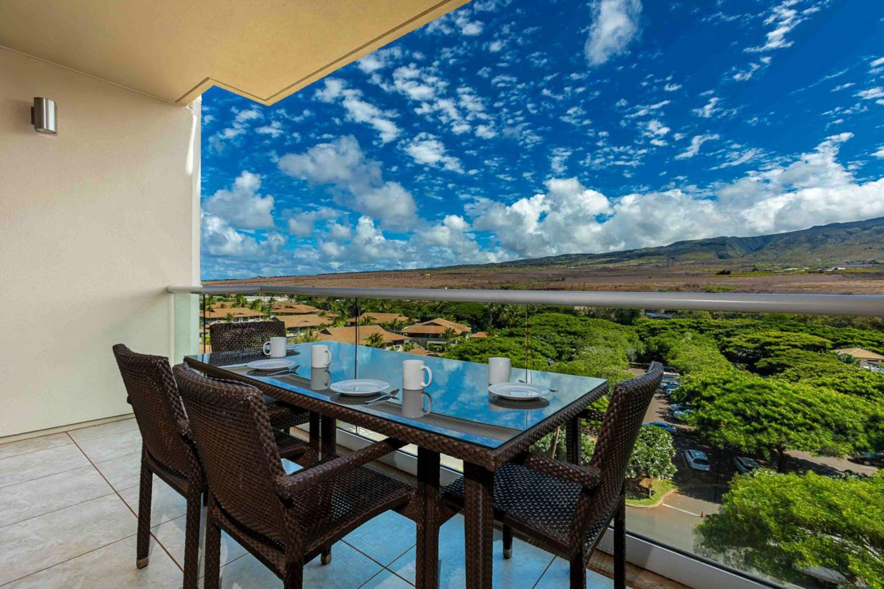 Honua Kai by RedAwning