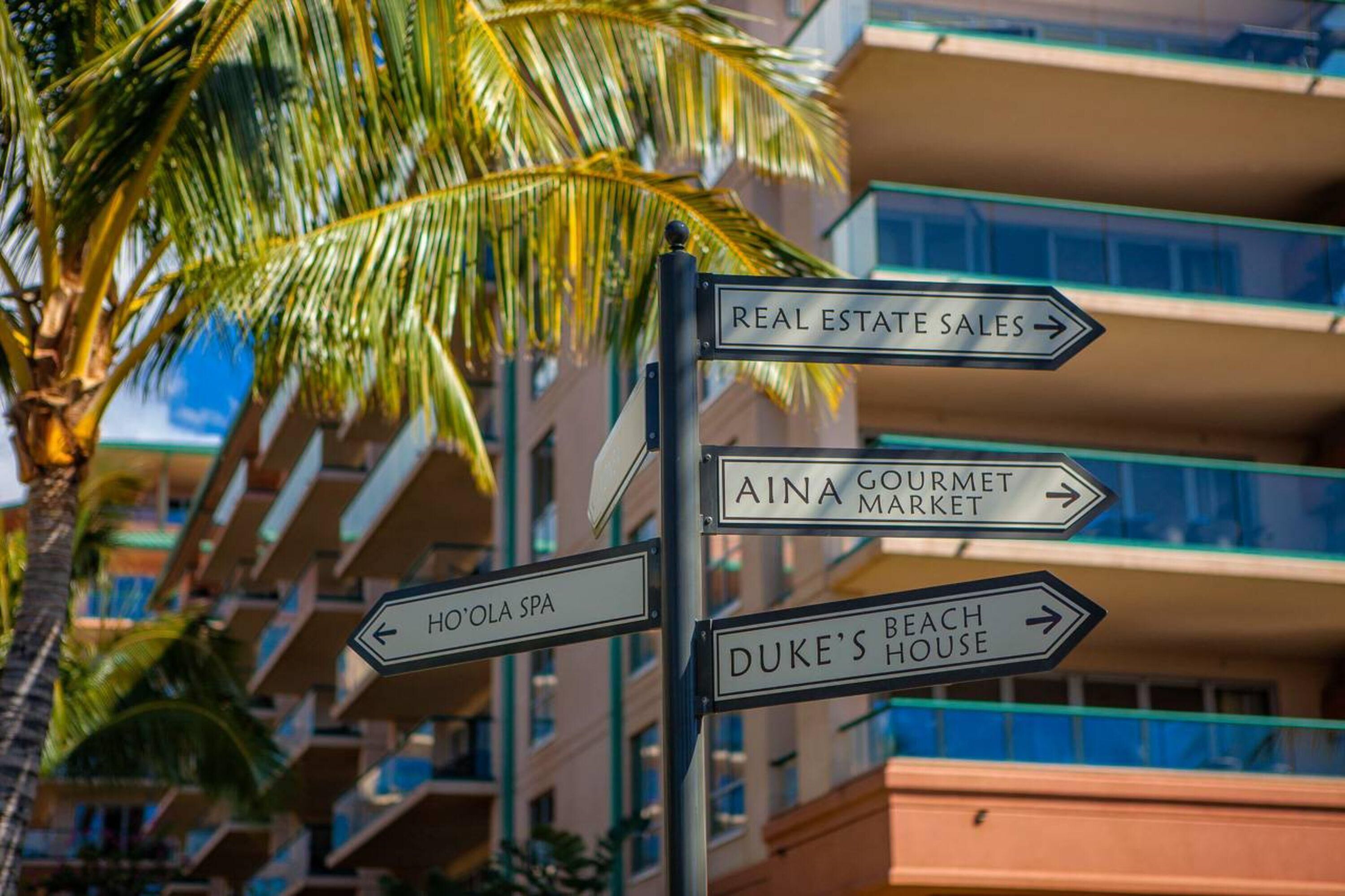 Honua Kai by RedAwning