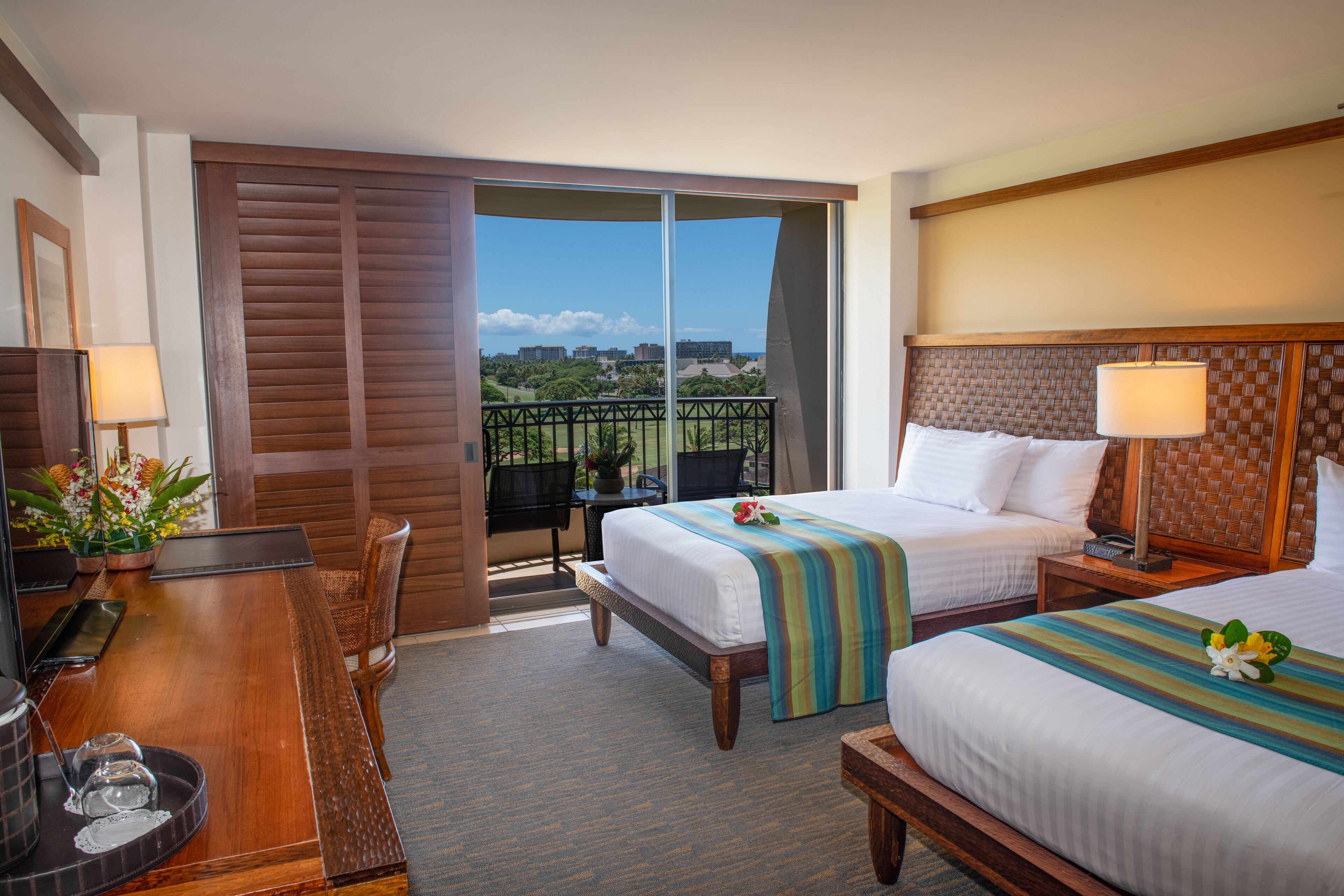 Royal Lahaina Resort & Bungalows