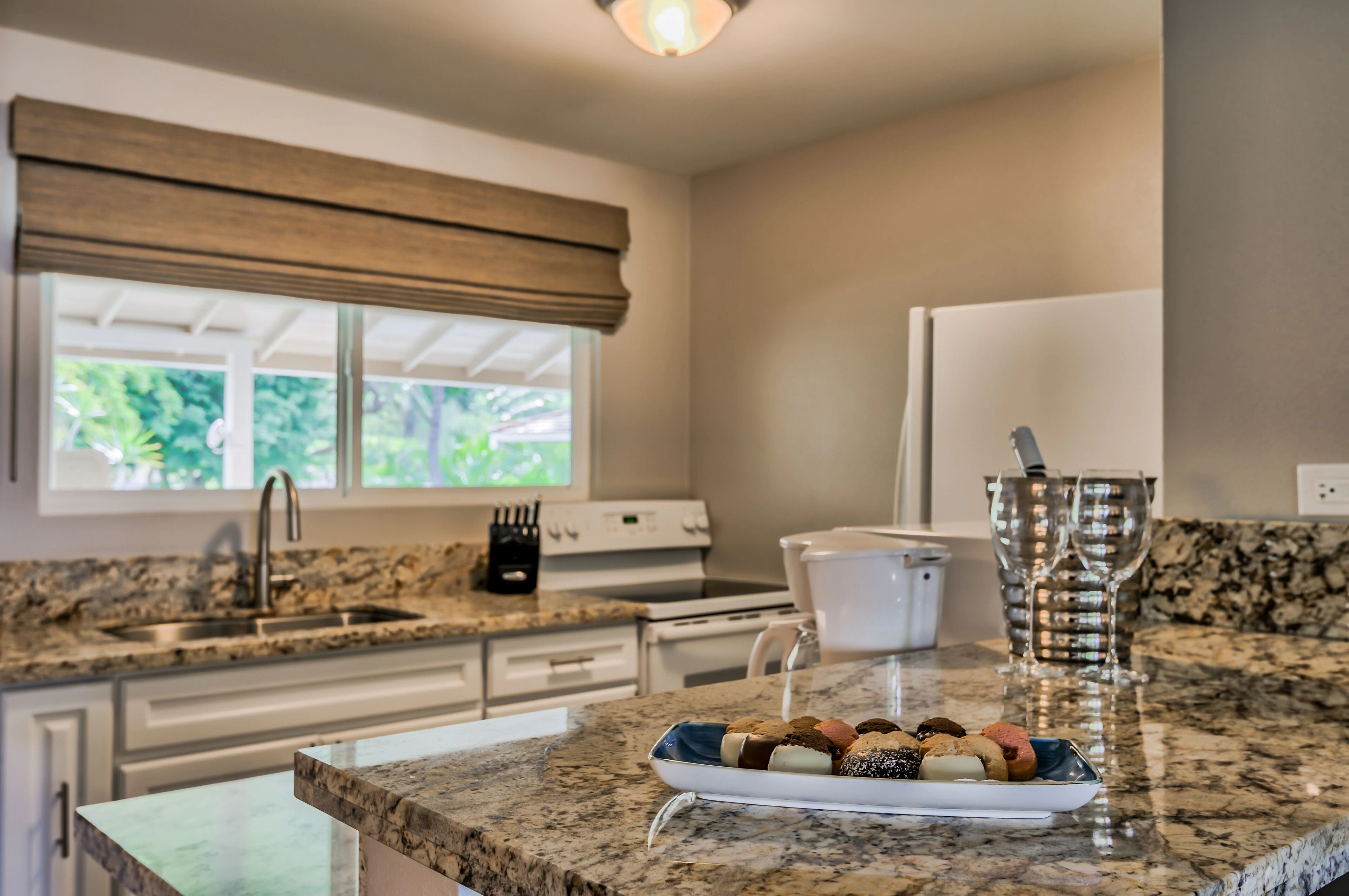 Royal Lahaina Resort & Bungalows